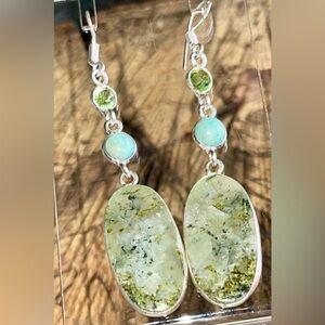 Healer Crystal Yellow Green Prehnite & Larimar 2 1/2”